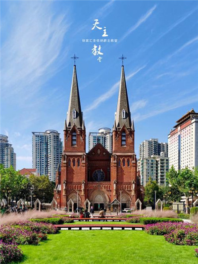 现代社会对外模的需求量大增，深圳高端外模经纪公司吸引众多人才